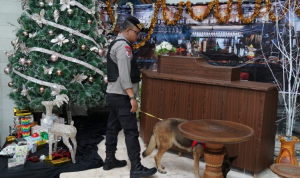 Jelang Hari Natal, Tim Gegana Polda Jateng dan Polresta Pati Sterilisasi 6 Gereja