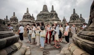 Kajian Lapangan Tertutup Kunjungan Wisatawan Candi Borobudur Dilakukan Secara Acak
