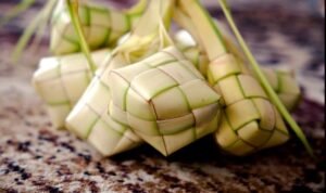 Mengenal Lebaran Ketupat dan Kapan Umat Islam Merayakannya?