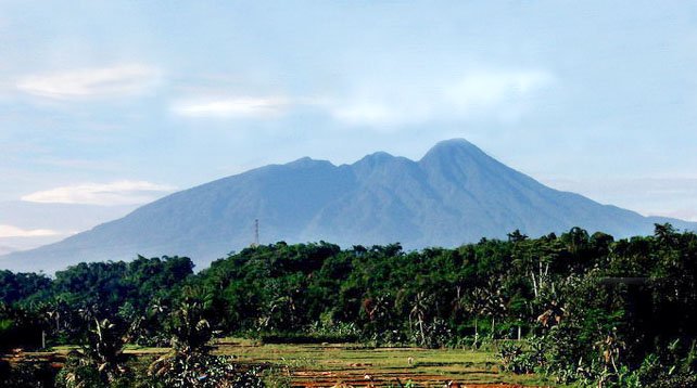 Cerita Horor Gunung Salak yang Masih Menjadi Misteri