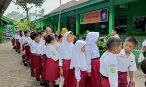 Foto : MPLS SD Negeri Payang 02 (Sumber : Pesantenanpati.com / Putri Asia)