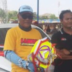 Foto : Relawan Lajinah saat mendapatkan satu unit mobil (Sumber : Istimewa )