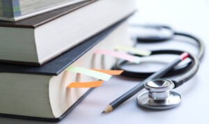 Foto: Ilustrasi pendidikan dokter (Sumber: iSTock)