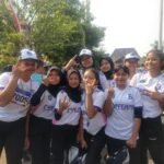 Foto : Peserta regu putra dan putri SMP Negeri 3 Pati saat mengikuti lomba gerak jalan (Sumber : Dok.Pribadi )