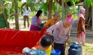 Foto: Dilanda kekeringan, Puluhan Ribu Warga Pati Kesulitan Air Bersih (Sumber: istimewa)