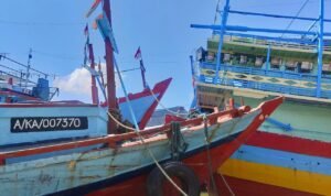 Foto : Ilustrasi kapal berlayar (Sumber : pesantenanpati.com/ Istimewa)