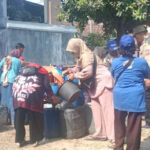 Foto : Ilustrasi penyaluran bantuan air bersih di Desa Maitan Kecamatan Tambakromo (Sumber : pesantenanpati.com/ Asy)