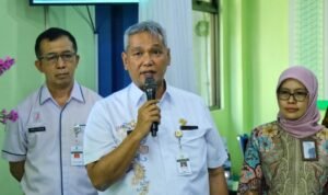 Foto: Pj Bupati Kudus, Bergas Catursari Penanggungan saat peluncuran Loket Pelayanan Informasi dan Portal QR BPJS Kesehatan (Sumber: Kuduskab)