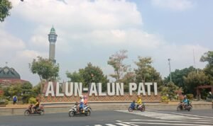 Foto : Ilustrasi Alun-alun Simpang Lima Pati (Sumber : mitrapost.com/ anang )