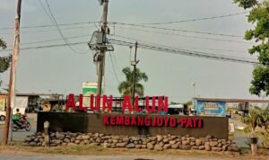 Foto : Alun-alun Kembang Joyo Pati (Sumber : Putri Asia / pesantenanpati)