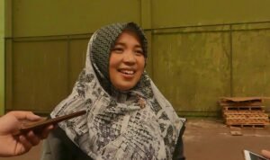Foto: anggota Bawaslu Temanggung, Maria Ulfah (Sumber: jatengprov)