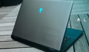 Laptop Inovatif Terbaru di CES 2024