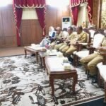 Pj. Bupati Pati mengikuti rapat koordinasi (Rakor) inflasi