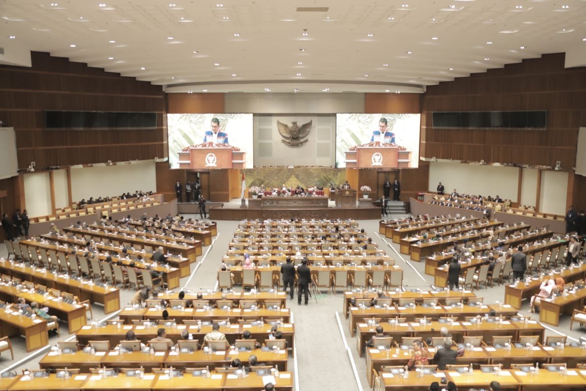 Rapat Paripurna DPR RI 10