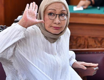 Ratna Sarumpaet