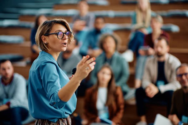 4 Tips Lancar Bicara di Depan Umum