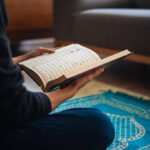 Bacaan Surat Al Waqiah yang Lancarkan Rezeki
