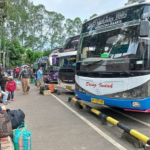 Ilustrasi bus pariwisata