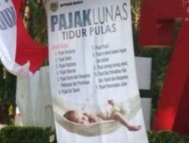 poster pajak lunas