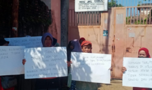 pegawai rokok PR Kembang Surya