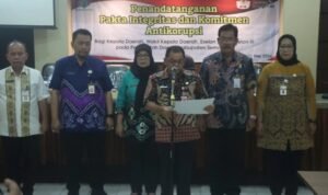 Foto: Bupati Semarang Imbau Pemkab Hati-Hati Kelola APBD (Sumber: Pemprov Jateng)