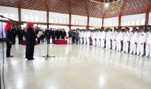 Foto: Pengukuhan masa jabatan 196 kades di Sragen, Jateng (Sumber: Pemprov Jateng)