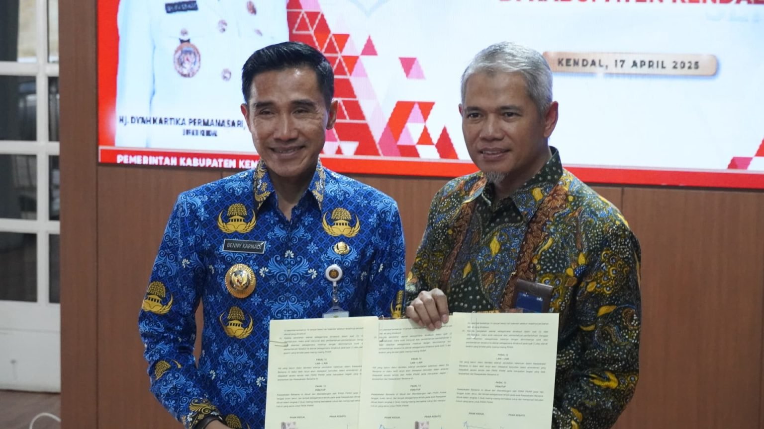 Pemerintah Kabupaten (Pemkab) Kendal kerja sama dengan PT Semen Gresik dalam olah sampah/jatengprov
