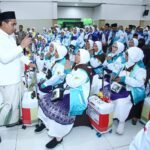 Wagub Jateng Lepas Keberangkatan Jemaah Haji Kloter 1 Embarkasi Solo