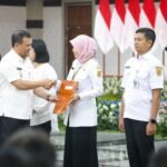 Gubernur Jateng Serahkan SK Pengangkatan pada 3.947 CPNS dan PPPK/jatengprov