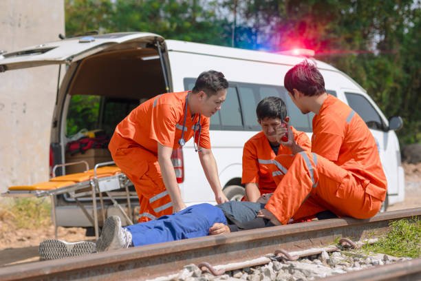Ilustrasi korban tertabrak kereta/istock
