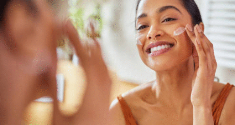 Foto: ilustrasi Skincare Pagi Hari (sumber: istock)