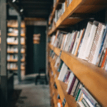 Foto: Buku Fisik (sumber: istock)