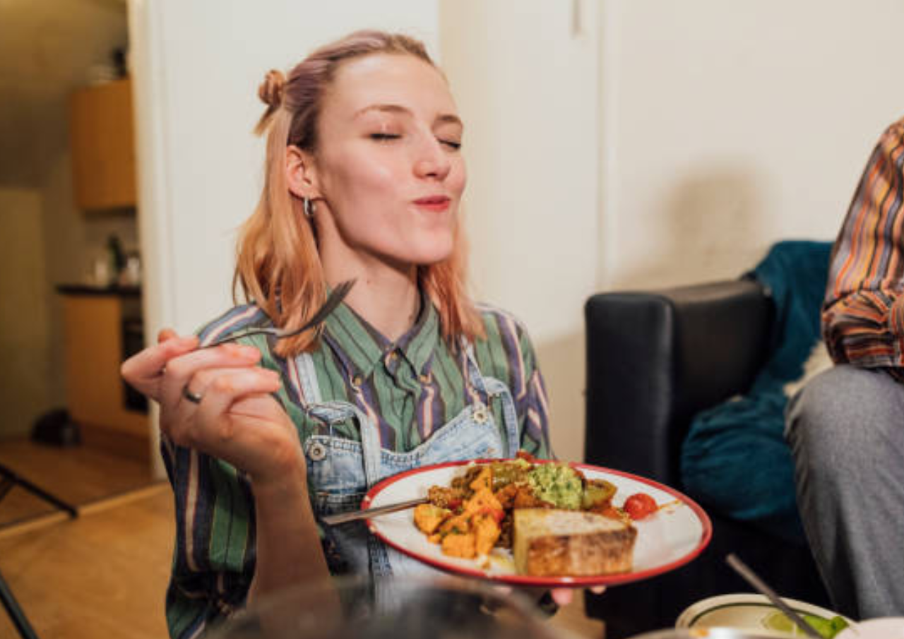 Foto Makan Malam Sehat (sumber: istock)