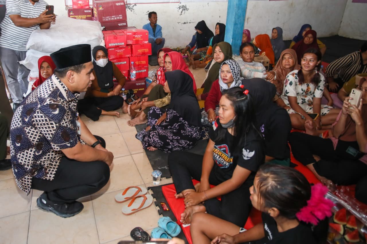 Pemprov Berikan Bantuan Rp180 Juta pada Korban Kebakaran Sumur Minyak /jatengprov