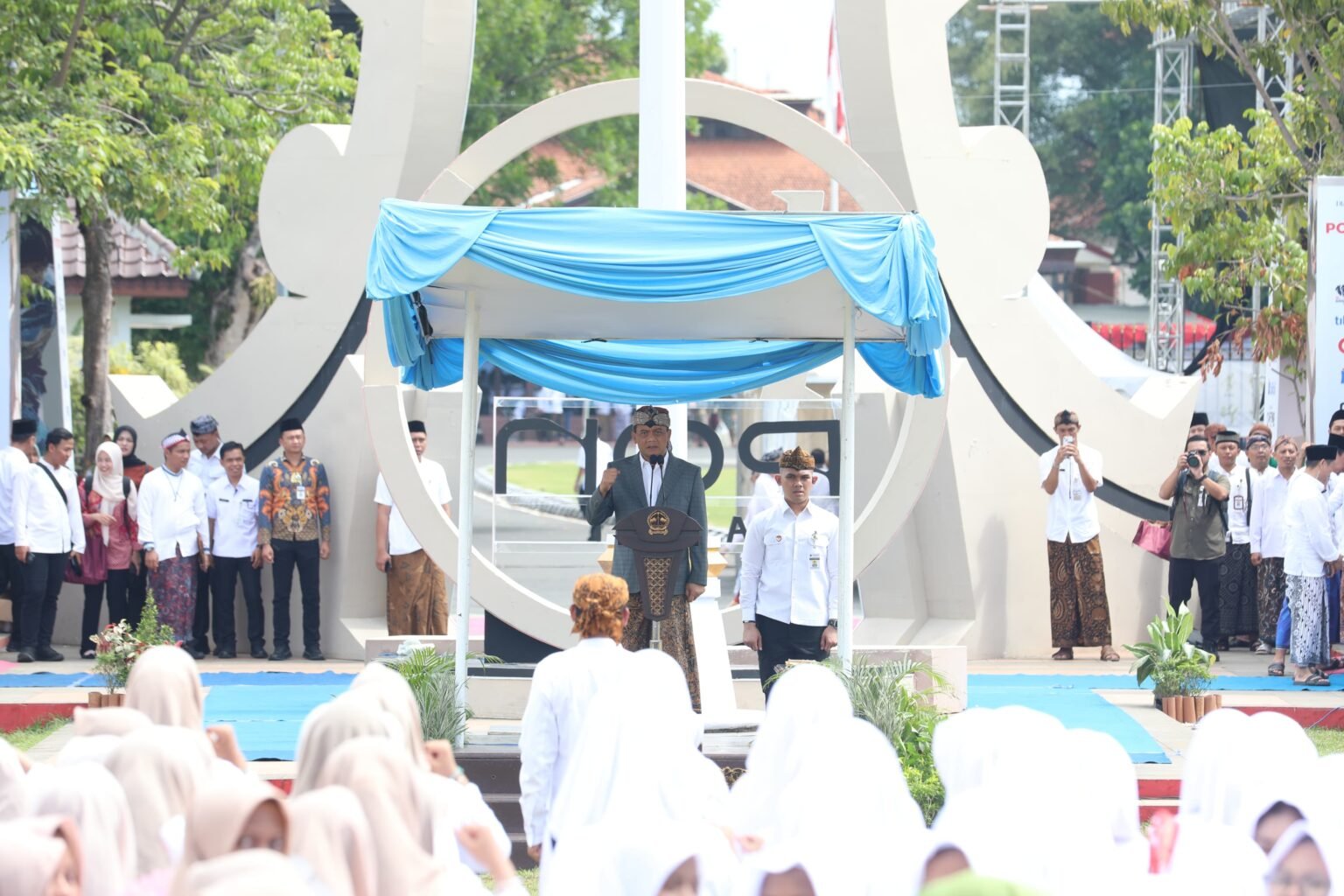 Apel Peringatan Hari Santri Nasional Digelar di Alun-alun Kudus/jatengprov Apel Peringatan Hari Santri Nasional Digelar di Alun-alun Kudus/jatengprov
