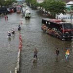 Banjir di Semarang dan Demak, Pemprov Kerahkan Pompa hingga Salurkan Bantuan Logistik /jatengprov Banjir di Semarang dan Demak, Pemprov Kerahkan Pompa hingga Salurkan Bantuan Logistik /jatengprov