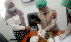 Pastikan Keamanan Makanan, Pemeriksaan Dilakukan di SPPG Rendeng Kudus/polres kudus