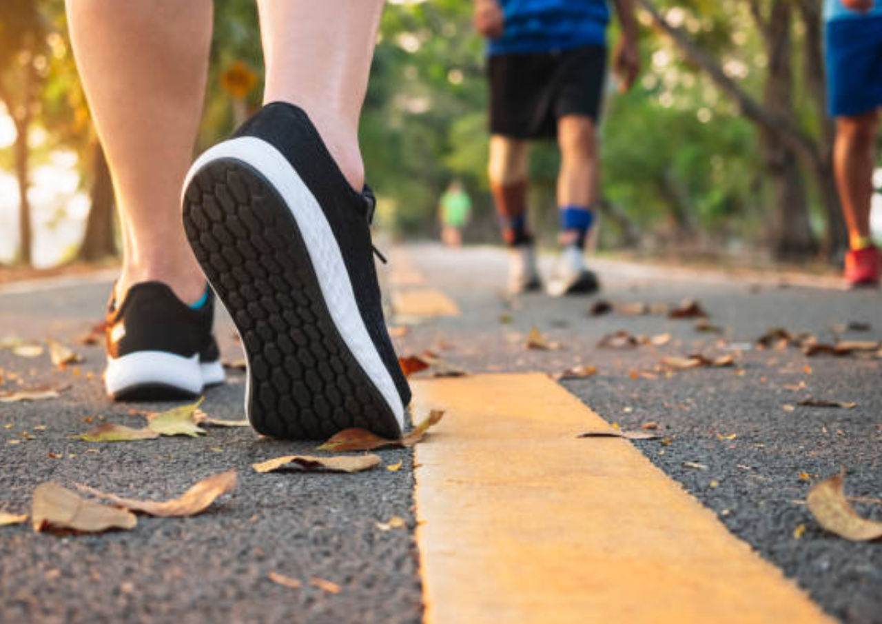 Ini Deretan Manfaat Aktivitas Jalan Kaki Pagi bagi Tubuh