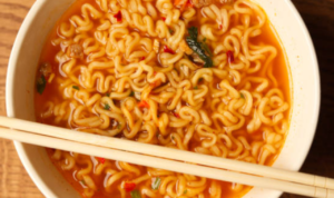 Dokter Sebut Faktor Pencernaan Mi Instan Lama di Dalam Perut Dokter Sebut Faktor Pencernaan Mi Instan Lama di Dalam Perut