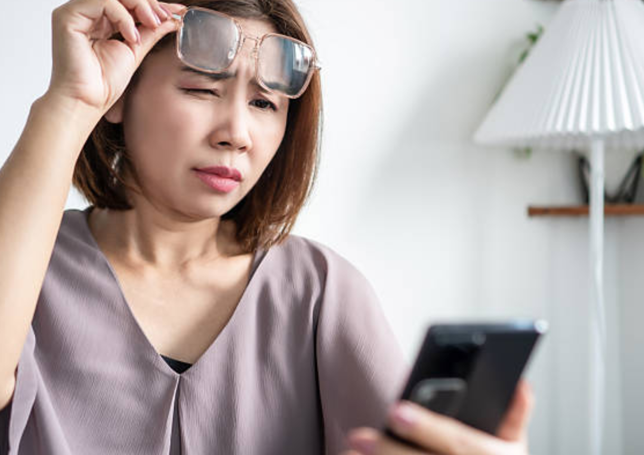 Berikut Tips Menjaga Kesehatan Mata bagi Pengguna Gadget