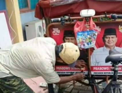 Dinnakerind Demak Sediakan Layanan Charger Gratis untuk Becak Listrik/diskominfo Demak