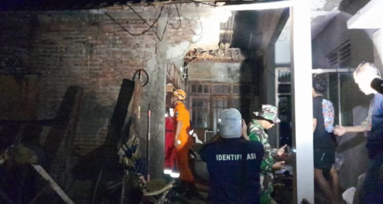 Rumah Warga di Ungaran Barat Terbakar Saat Ditinggal Salat Tarawih/polres semarang