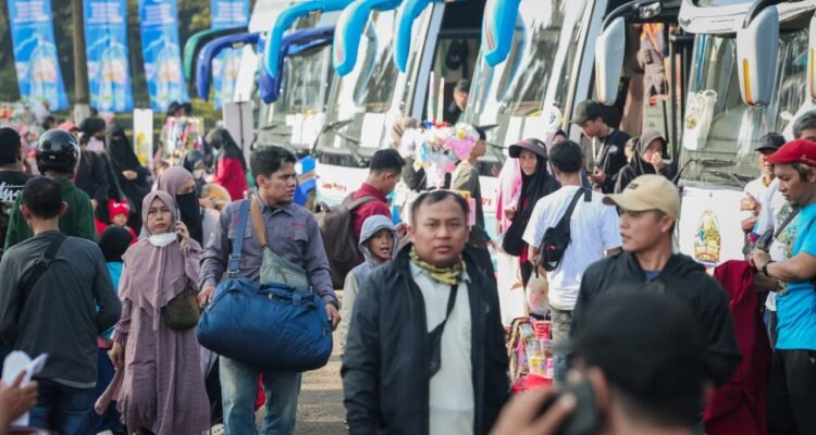 Puluhan Ribu Warga Jateng Mudik Naik Bus Pemprov Hari Ini/jatengprov