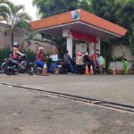 Ilustrasi antrean pembelian BBM/istock