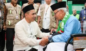 Kloter Pertama Haji Jateng Embarkasi Solo Diberangkatkan/jatengprov