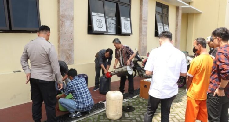 Polisi Ungkap Kasus Penyalahgunaan BBM Subsidi di Wonosobo /polres wonosobo