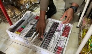 Petugas Sita 5.764 Batang Rokok Ilegal di Jepara/jatengprov