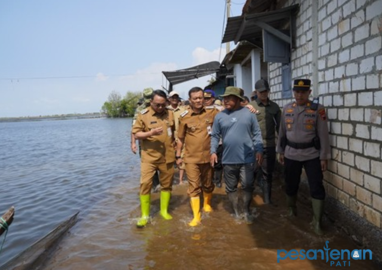 Pemkab Pati Tangani Banjir Rob Tunggulsari Kecamatan Tayu Pemkab Pati Tangani Banjir Rob Tunggulsari Kecamatan Tayu