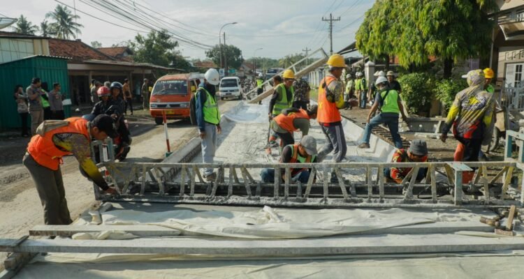 Sejumlah Ruas Jalan Provinsi Bakal Diperbaiki/jatengprov Sejumlah Ruas Jalan Provinsi Bakal Diperbaiki/jatengprov