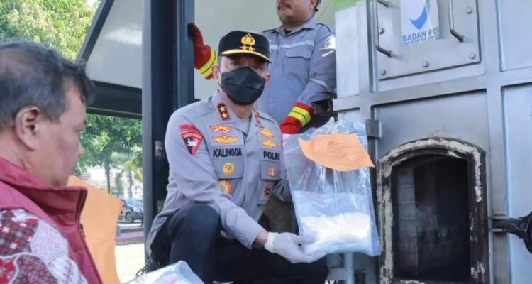 Sejumlah Barang Bukti Narkoba dan Miras Hasil Operasi di NTB Dimusnahkan/Humas Polri